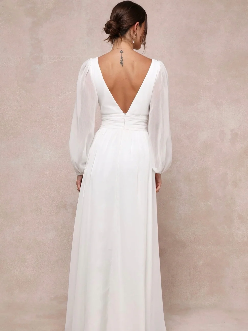 Elegant White Long Sleeve V-Neck Maxi Dress